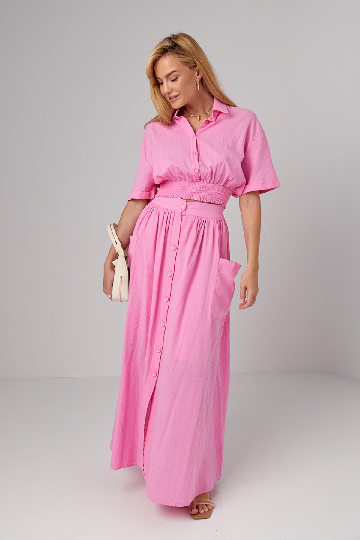 Літній спідничний костюм на гудзиках  рожевий колір