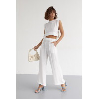 Літній жіночий костюм із брюками та топом із зав'язками  білий колір