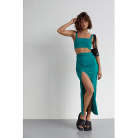 Літній жіночий костюм зі спідницею та топом  зелений колір