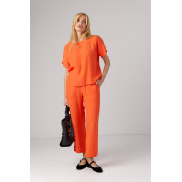 Літній костюм з брюками та футболкою  помаранчевий колір