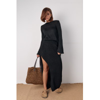 В'язаний костюм з джемпером та довгою спідницею з розрізом по нозі  чорний колір