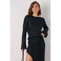 В'язаний костюм з джемпером та довгою спідницею з розрізом по нозі  чорний колір