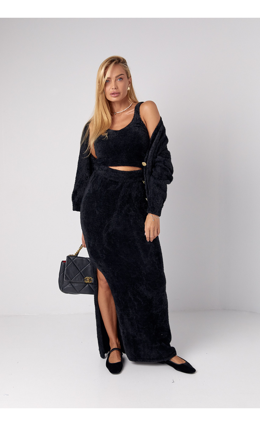 Жіночий костюмтрійка з альпаки  чорний колір