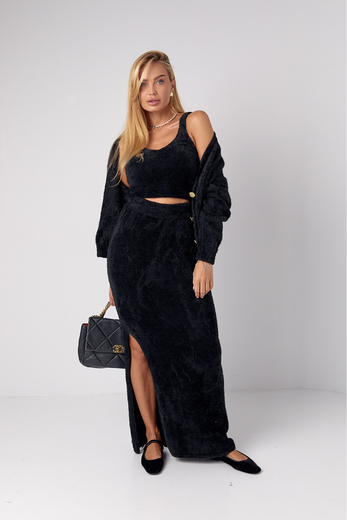 Жіночий костюмтрійка з альпаки  чорний колір