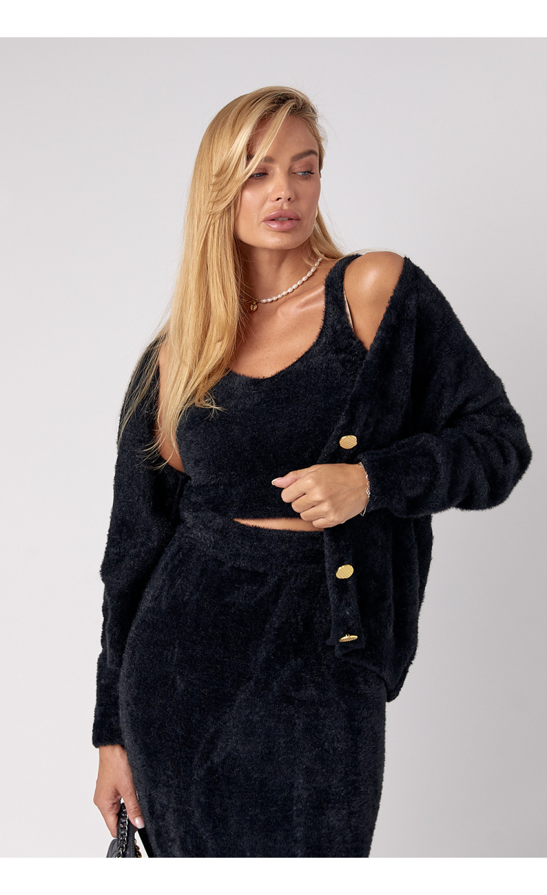 Жіночий костюмтрійка з альпаки  чорний колір