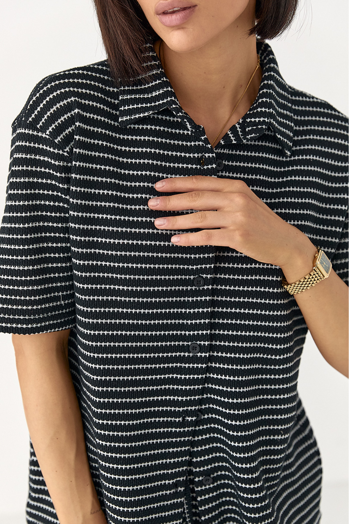 В'язаний костюм у смужку  із сорочкою та шортами  чорний колір