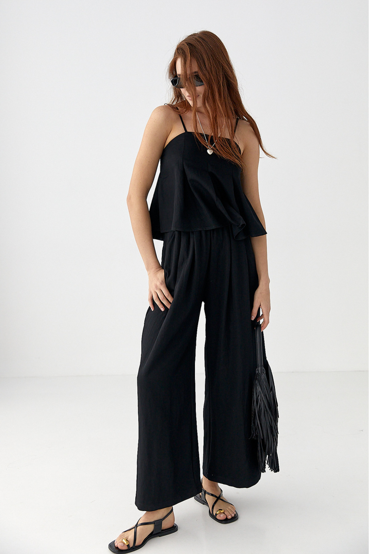 Літній костюм зі штанами та топом на бретелях  чорний колір