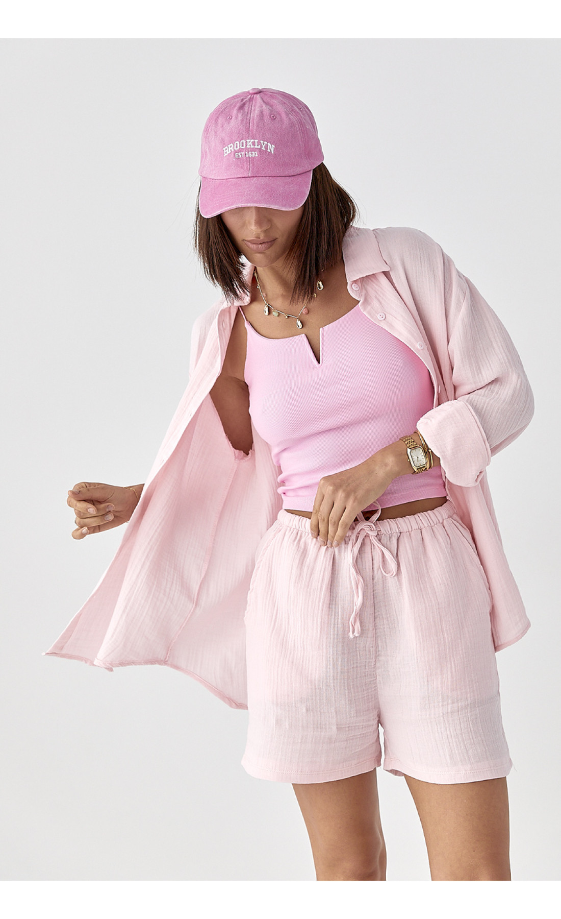 Мусліновий костюм із сорочкою і шортами  рожевий колір