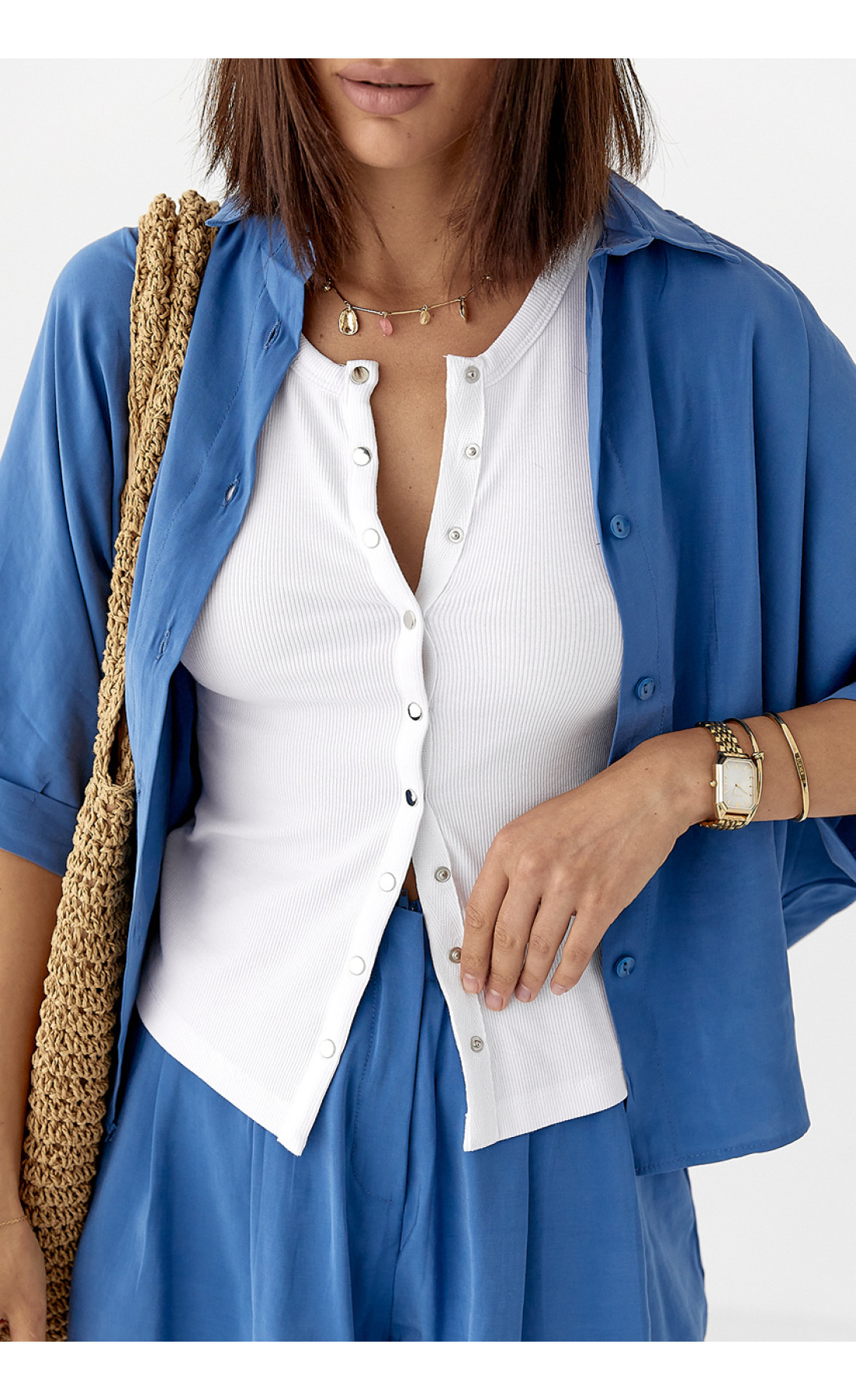 Костюм вільного крою із шортами та сорочкою  синій колір