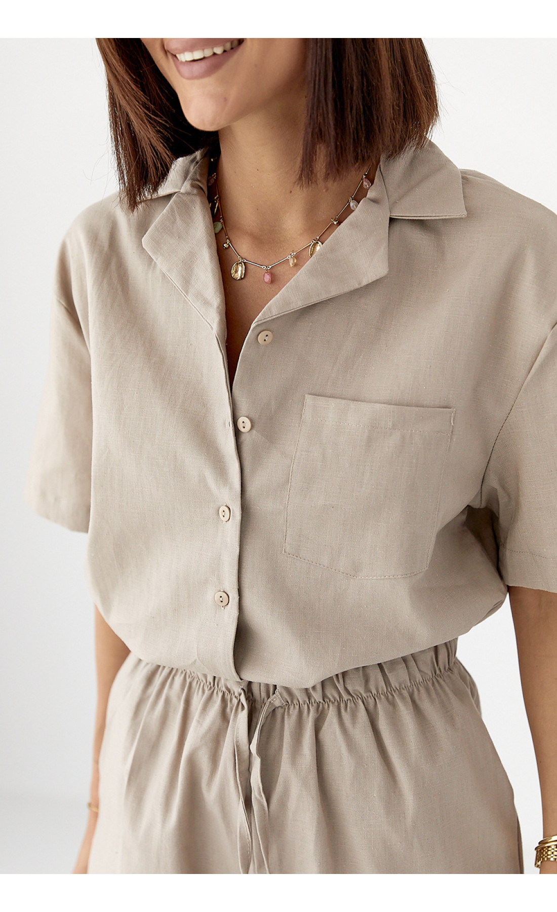 Льняний костюм із сорочкою та шортами  кавовий колір