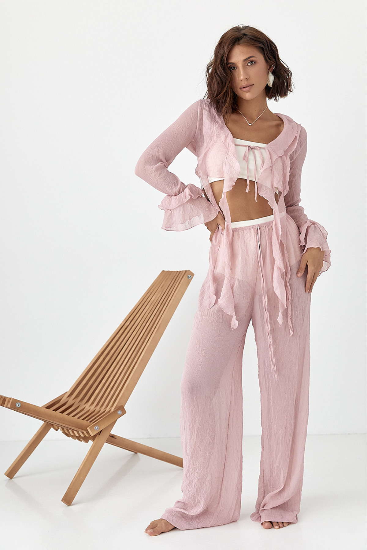 Прозорий пляжний костюм з рюшами  пудра колір