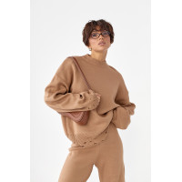 Трикотажний костюм з рваним ефектом  світлокоричневий колір