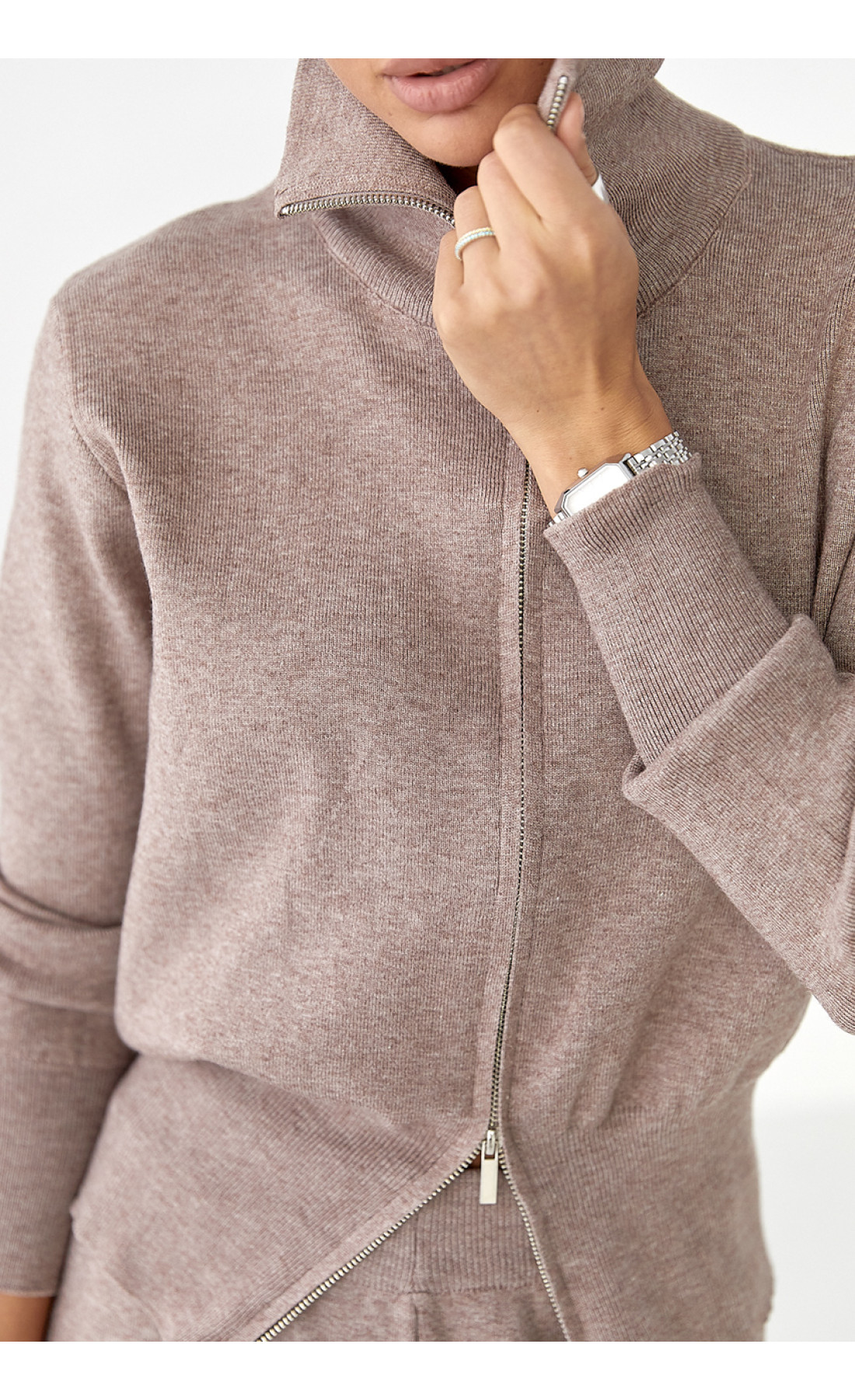 Трикотажний костюм із коротким кардиганом на блискавці та широкими штанами  кавовий колір