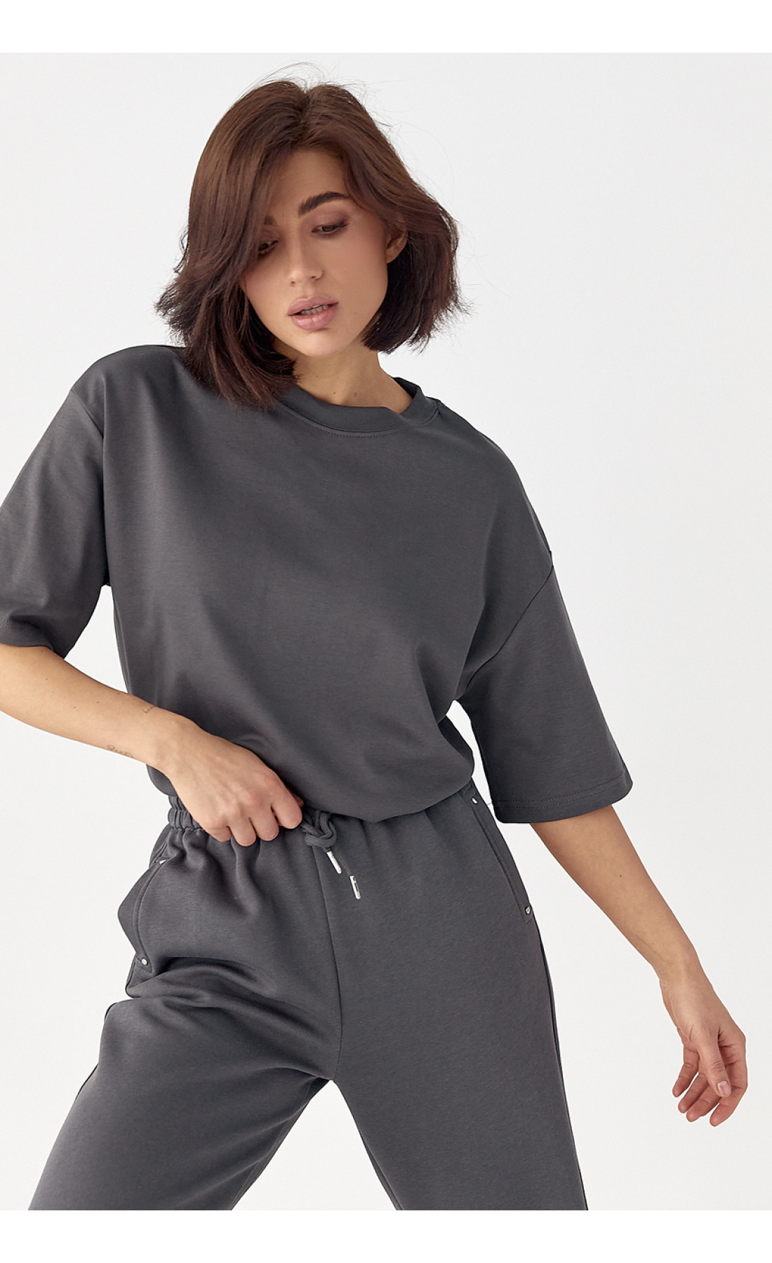 Однотонна базова футболка  сірий колір