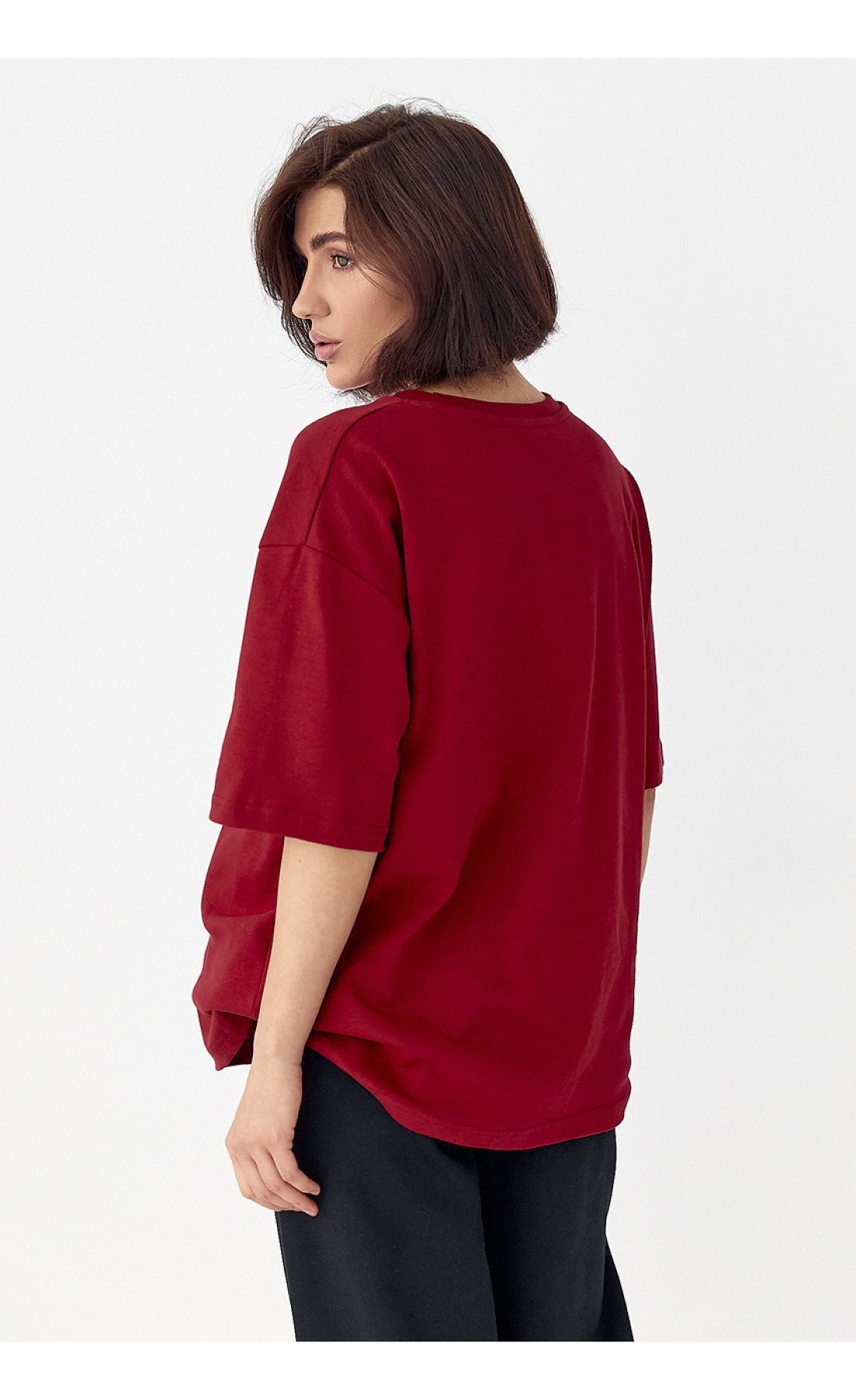 Однотонна базова футболка  бордо колір