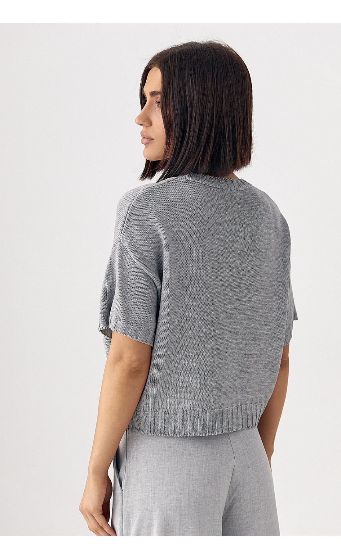 Жіноча в'язана футболка з написом  сірий колір