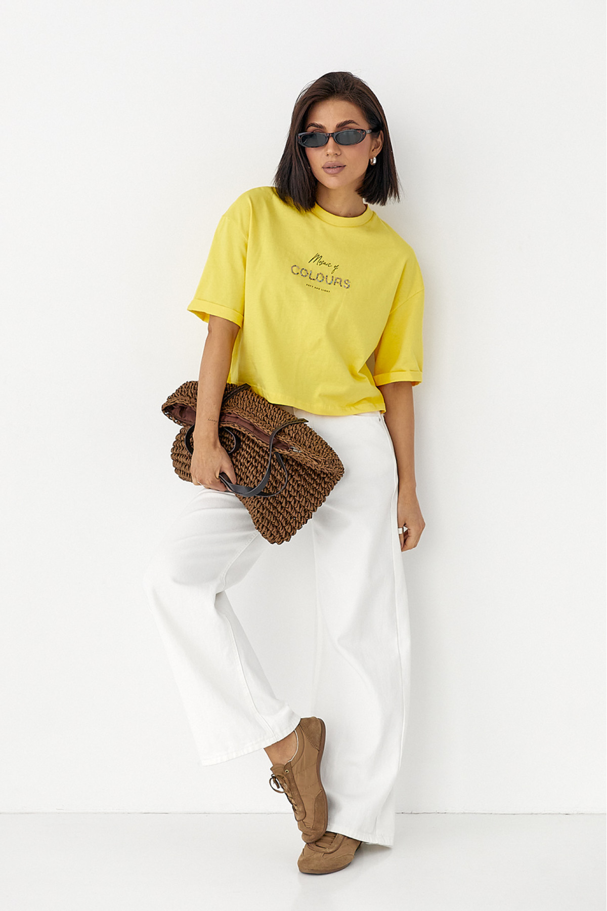 Футболка з надписом із бісеру  жовтий колір