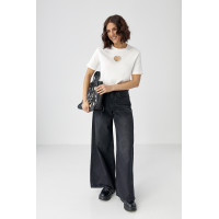 Футболка з вирізом у формі серця  молочний колір