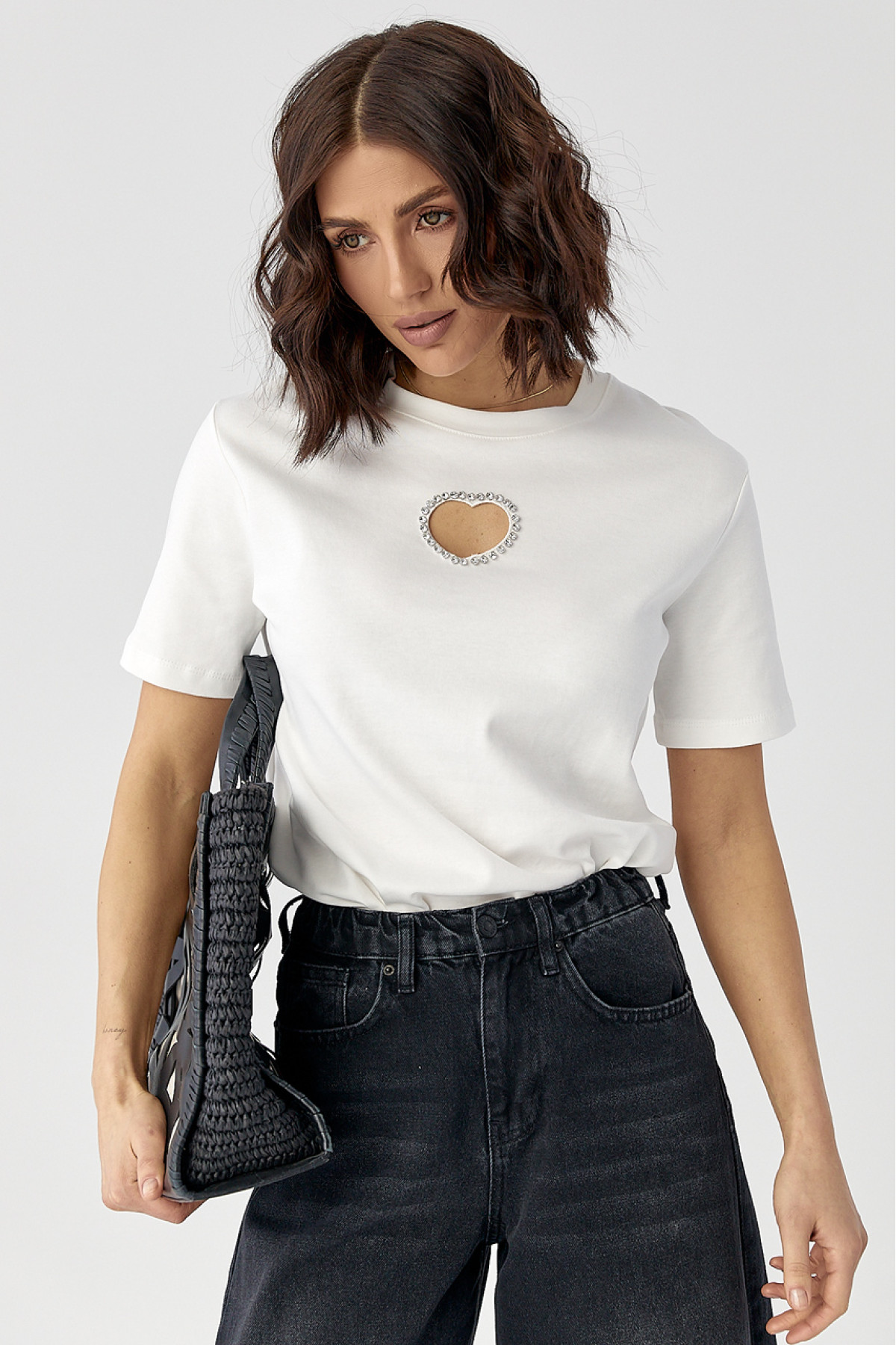 Футболка з вирізом у формі серця  молочний колір