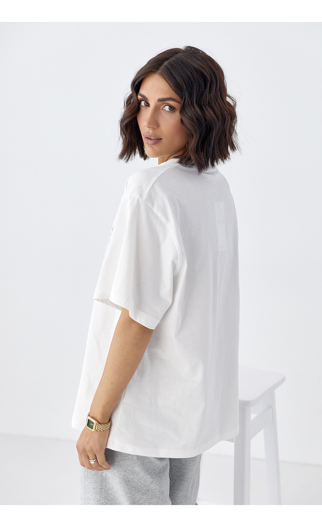 Бавовняна футболка з ведмедиком  білий колір