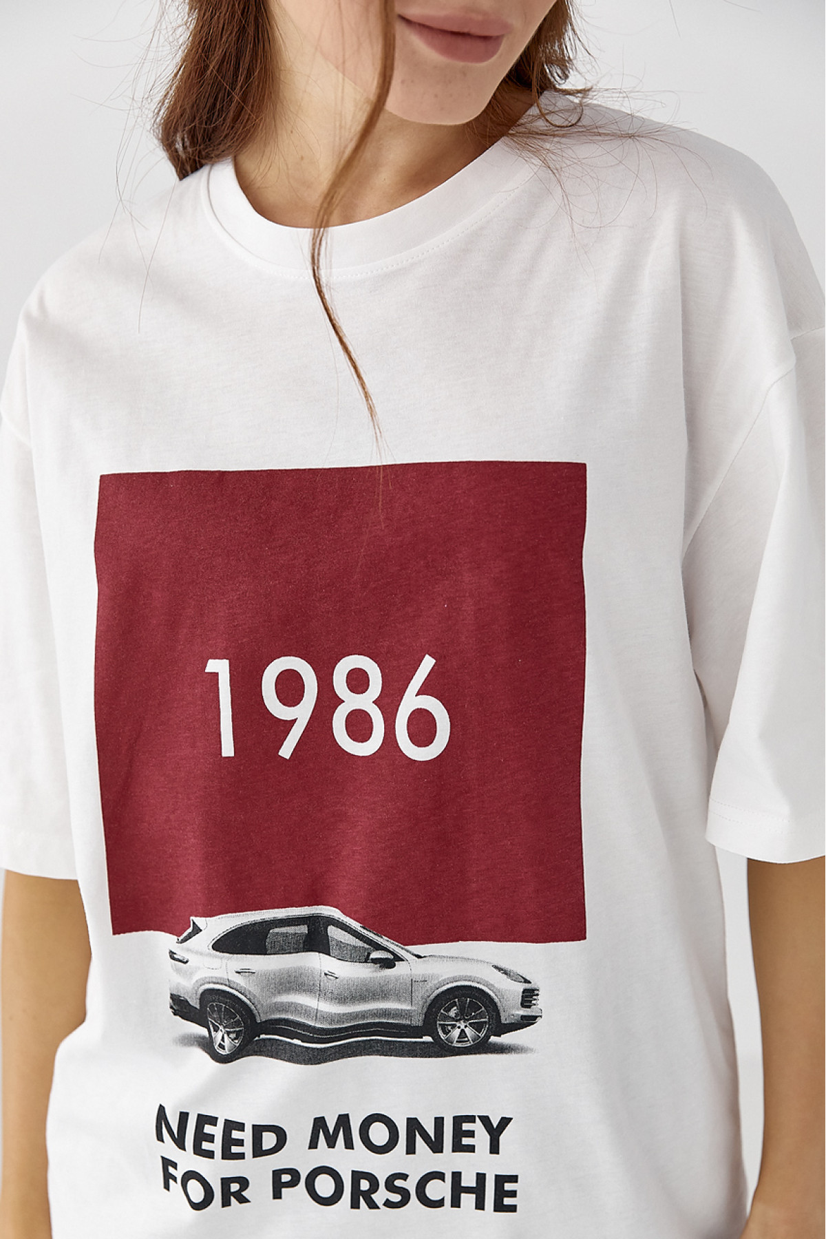 Жіноча футболка з принтом Porsche  білий колір