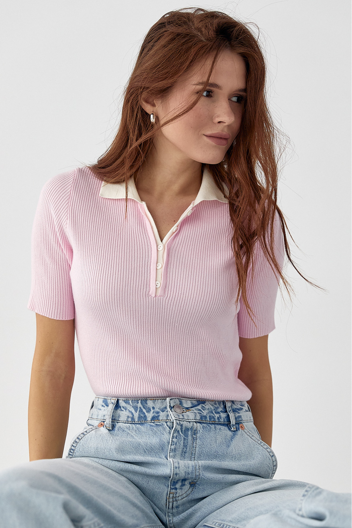 Поло в рубчик з контрастним комірцем  пудра колір