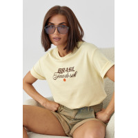 Бавовняна футболка з написами  лимонний колір