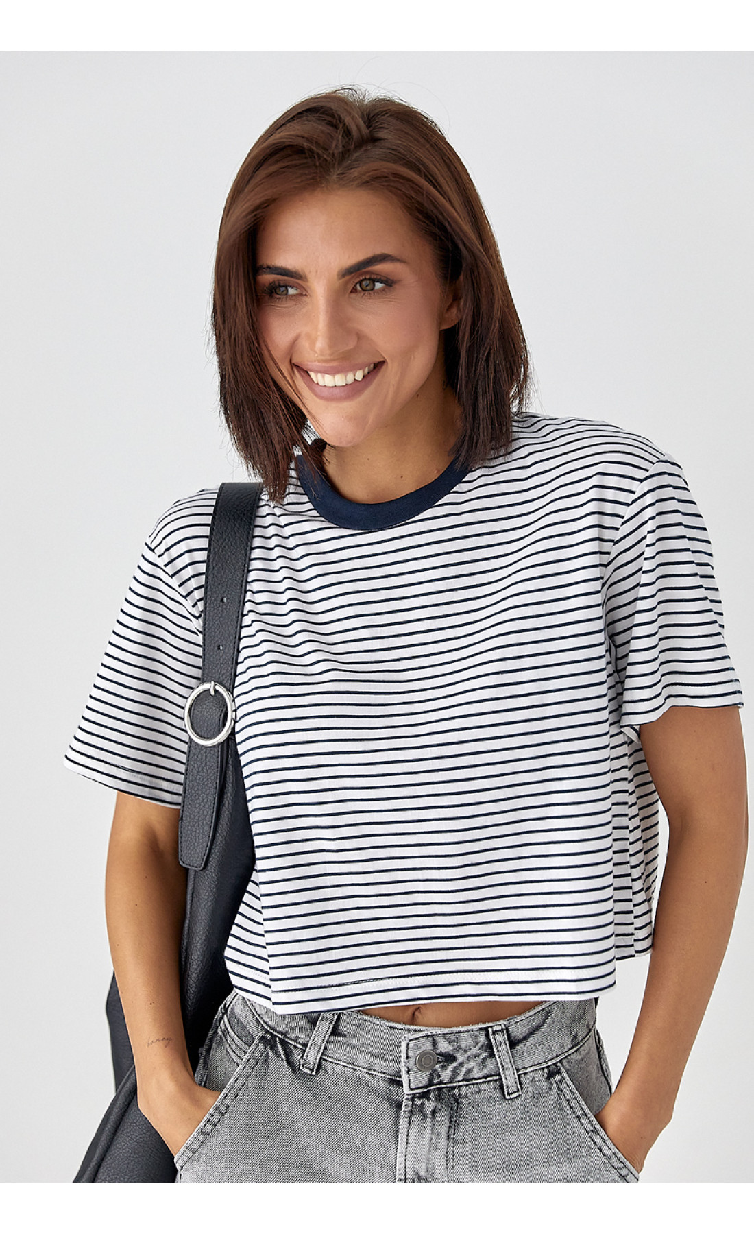 Футболка у смужку вільного крою  темносиній колір