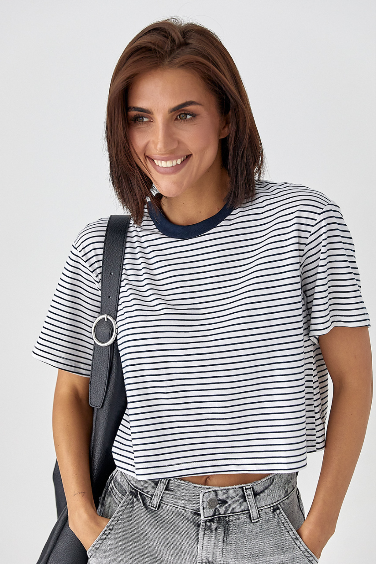 Футболка у смужку вільного крою  темносиній колір