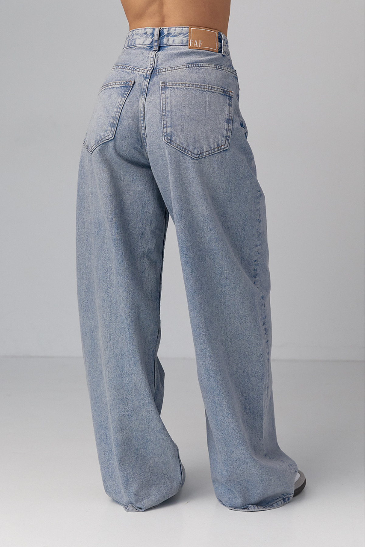 Жіночі широкі жіночі джинси wideleg  синій колір