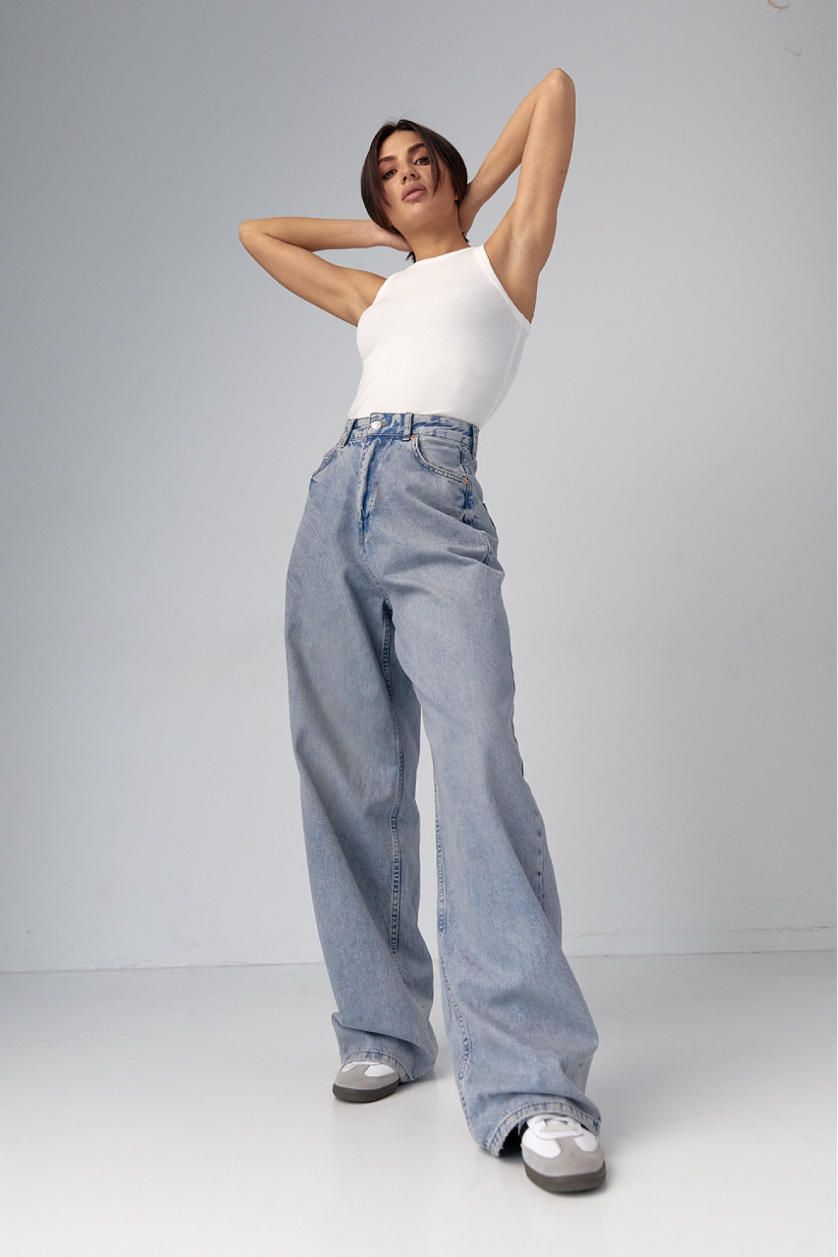 Жіночі широкі жіночі джинси wideleg  синій колір