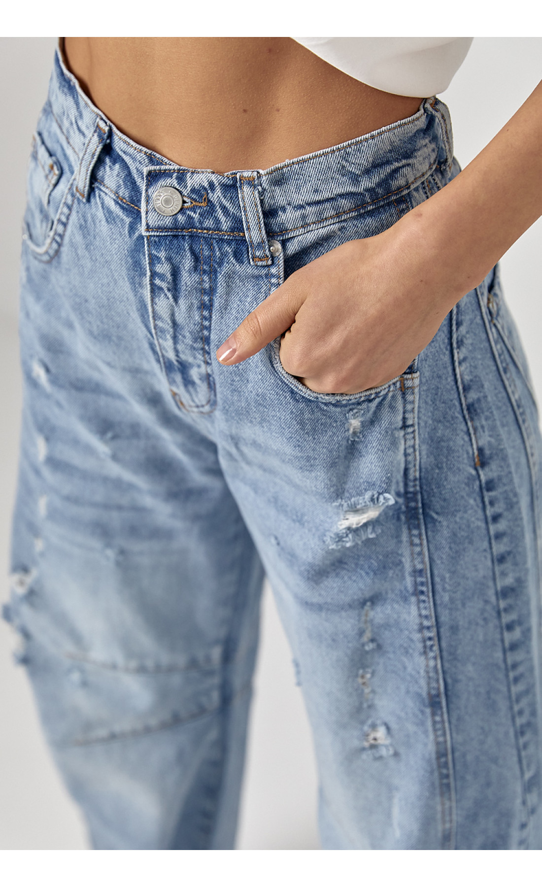 Джинси жіночі  Вaggy з рваним ефектом  джинс колір