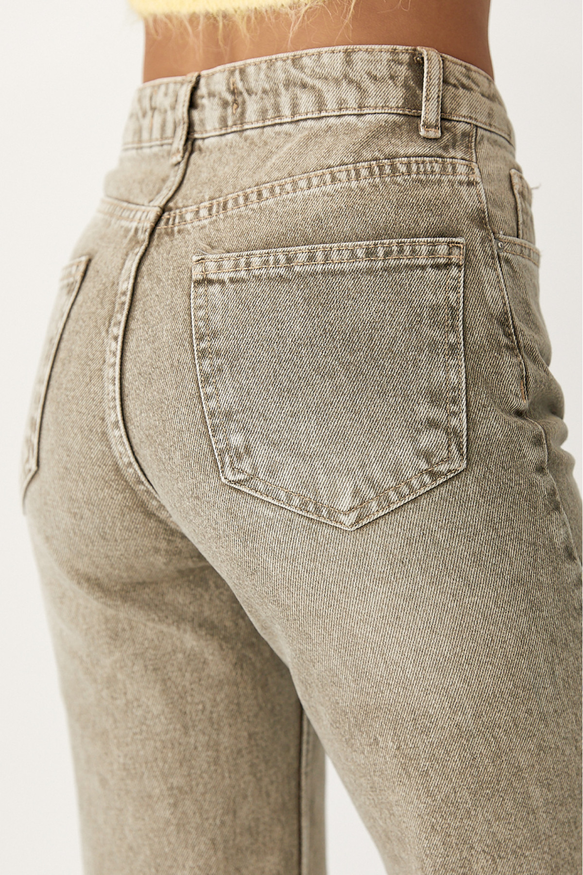 Широкі прямі жіночі джинси з високою посадкою  хакі колір