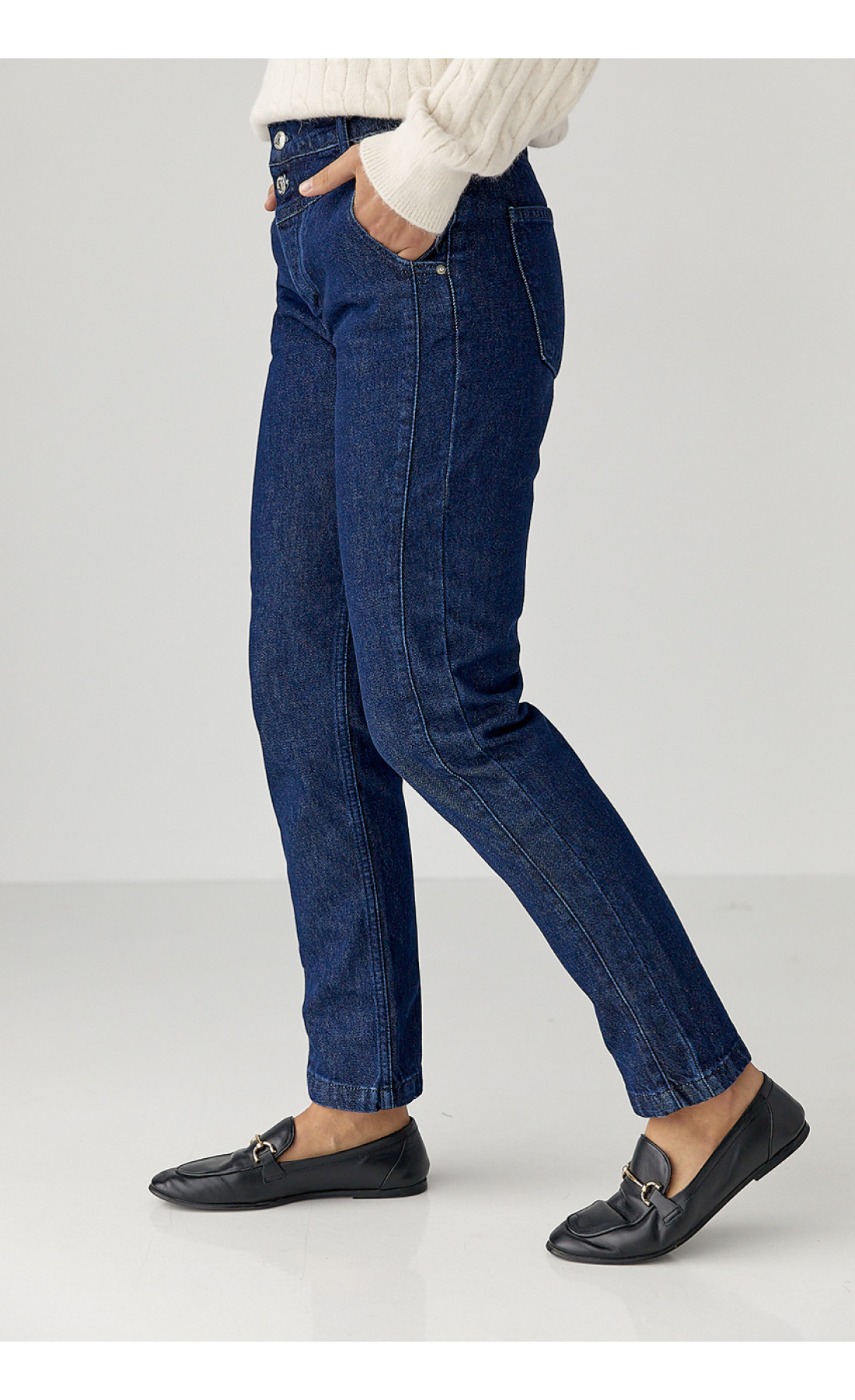 Джинси Mom fit  із застібкою на ґудзиках  синій колір