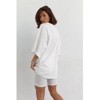 Костюм з футболкою oversize та велосипедками  молочний колір