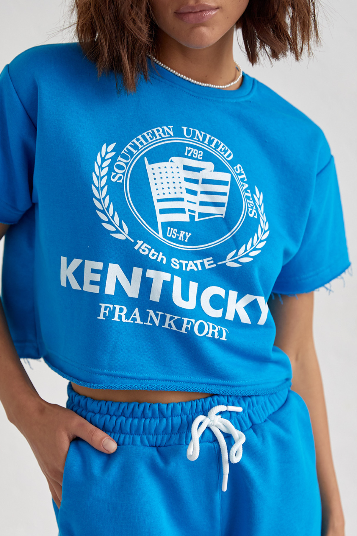 Жіночий спортивний комплект із шортами та футболкою  синій колір