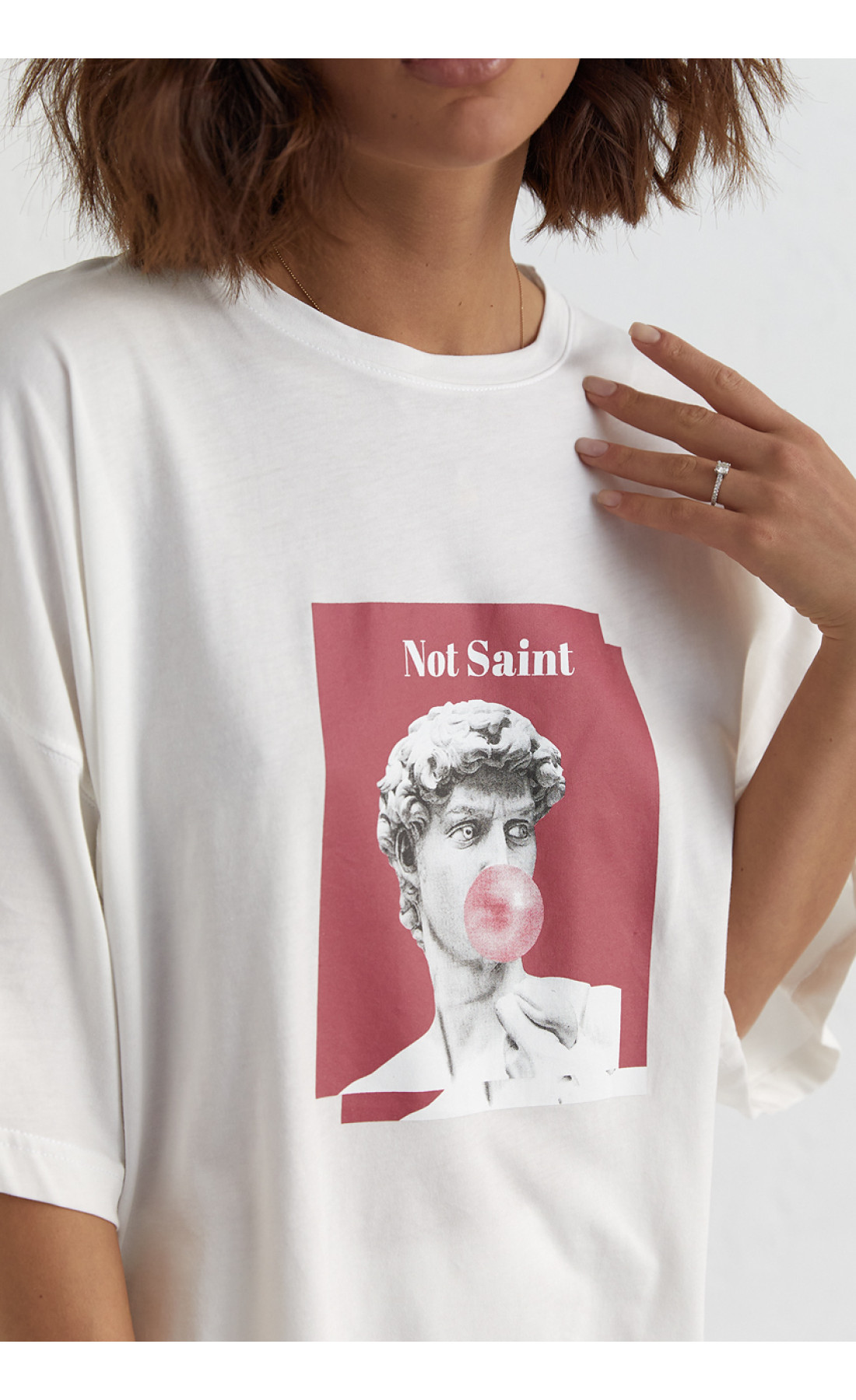 Жіночий костюм з футболкою oversize та велосипедками  молочний колір