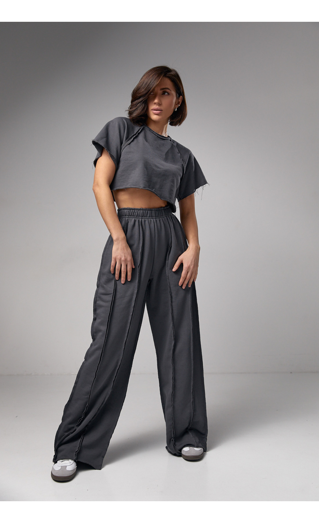 Жіночий трикотажний костюм у стилі grunge  темносірий колір