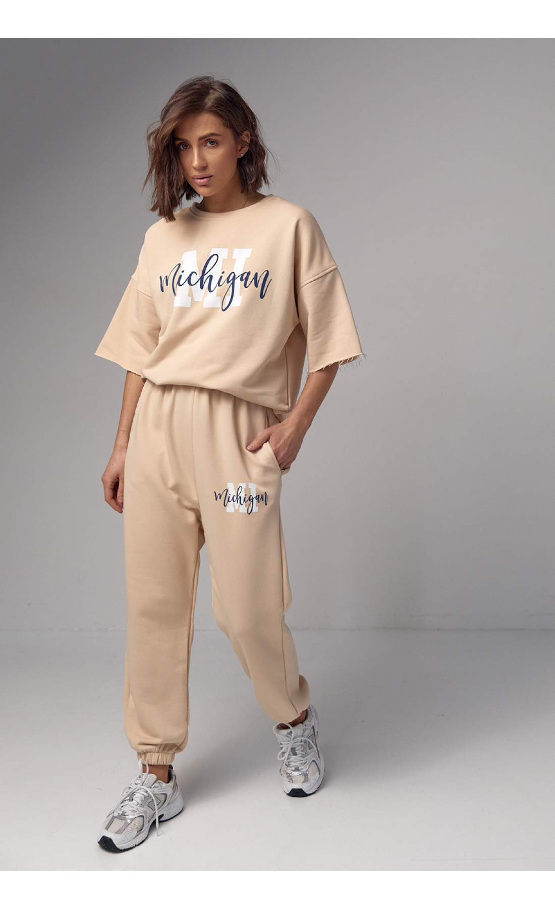 Жіночий спортивний костюм з написом ichigan  кремовий колір