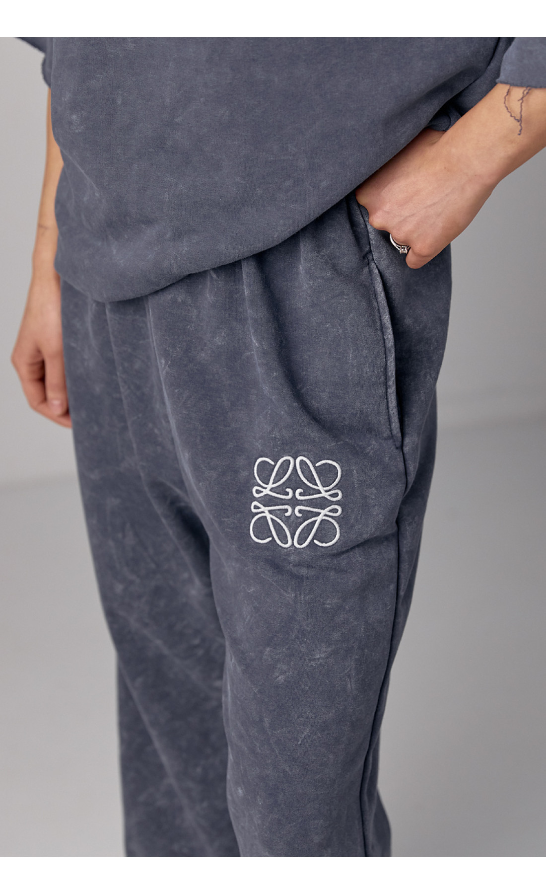 Спортивний костюм тайдай з вишивкою  сірий колір