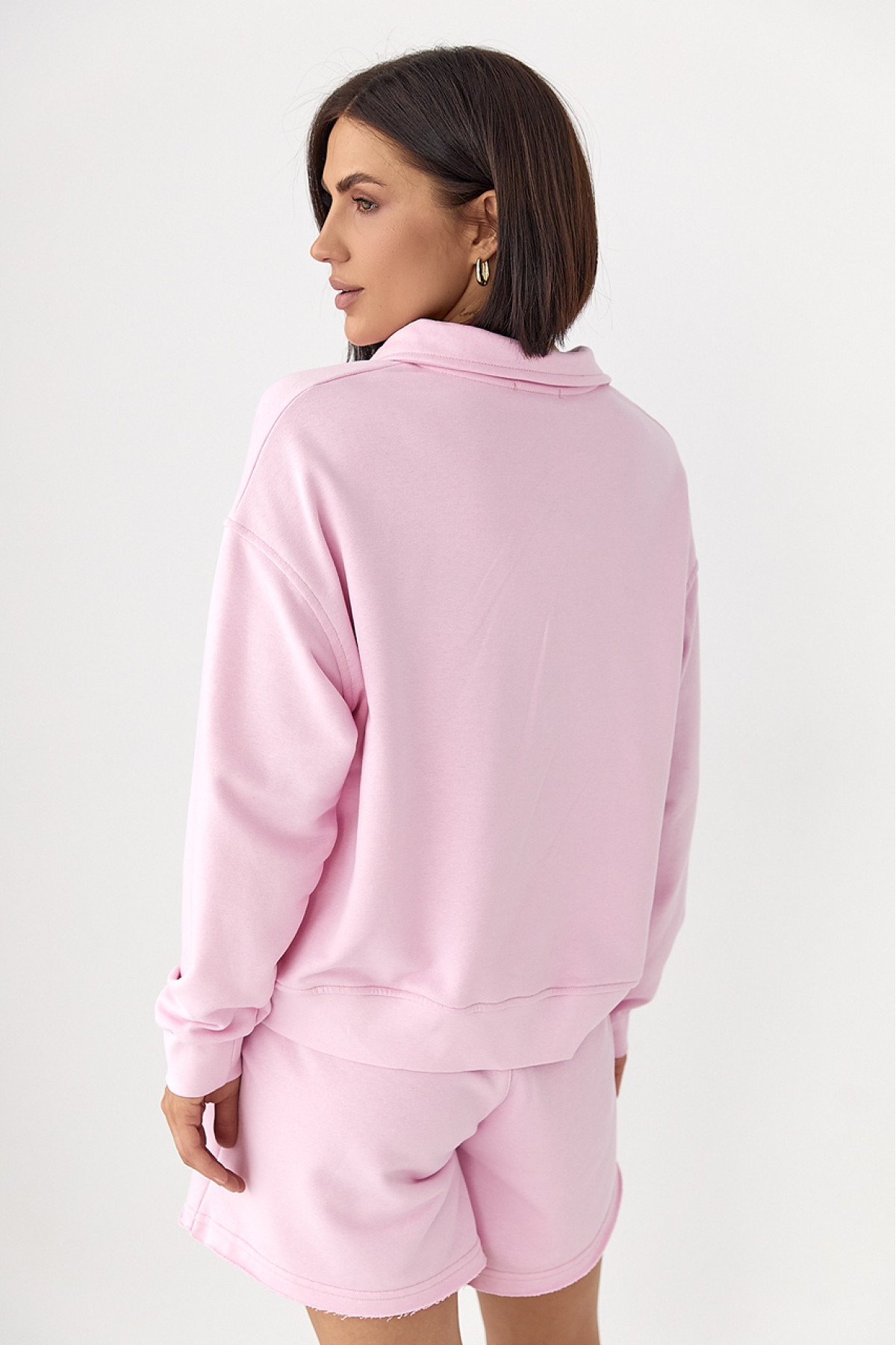 Костюм із шортами та світшотомполо  рожевий колір