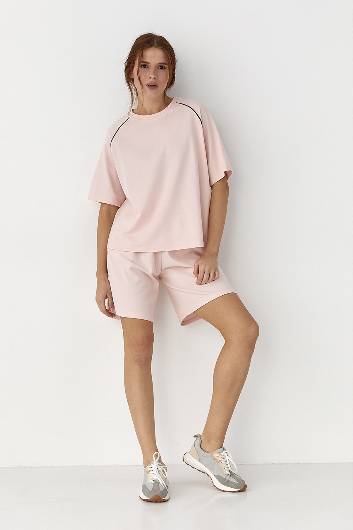 Спортивний костюм із шортами  пудра колір
