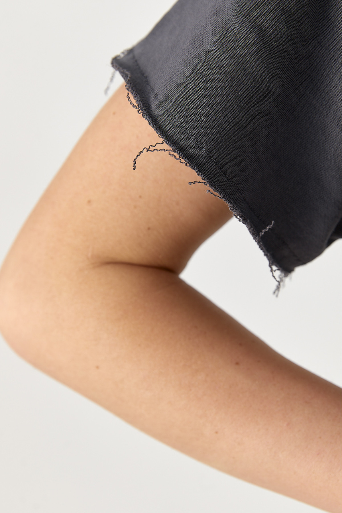 Спортивний костюм зі швами навиворіт  темносірий колір