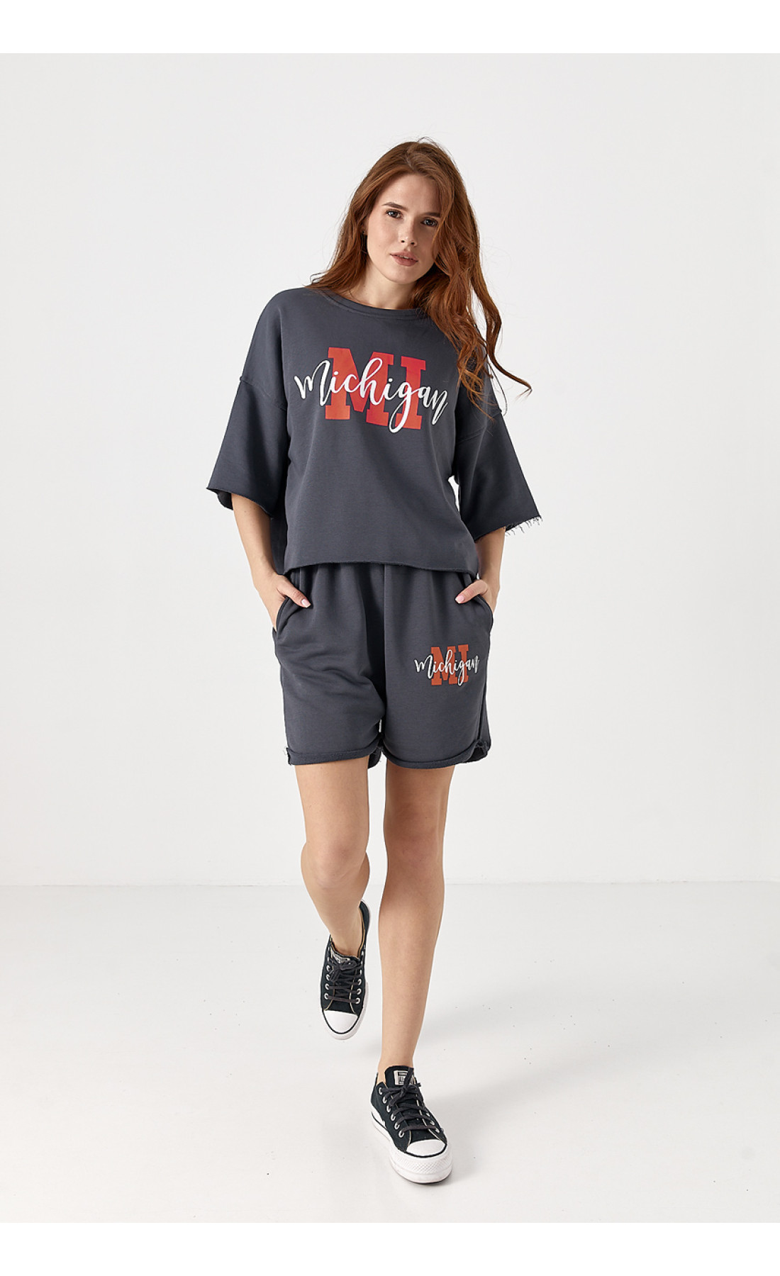 Спортивний костюм з принтом Michigan  темносірий колір
