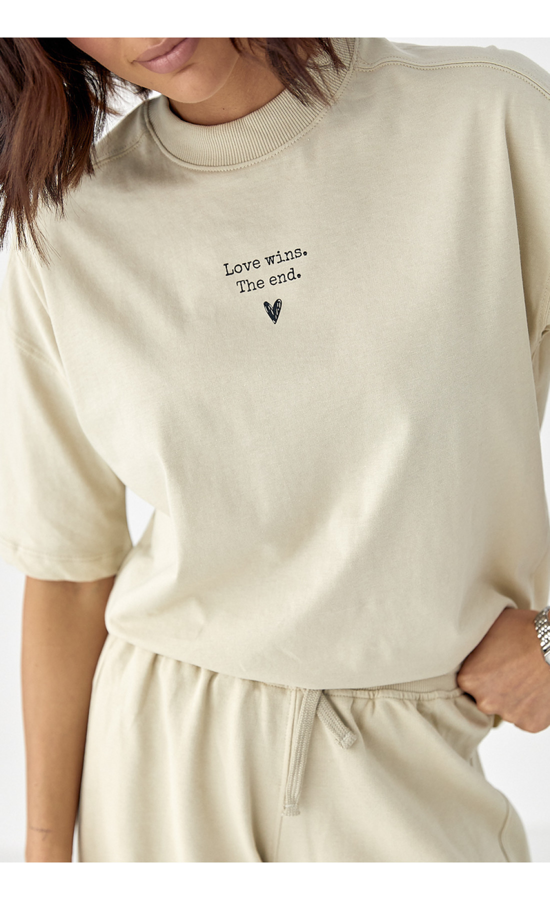 Літній спортивний костюм із шортами  бежевий колір