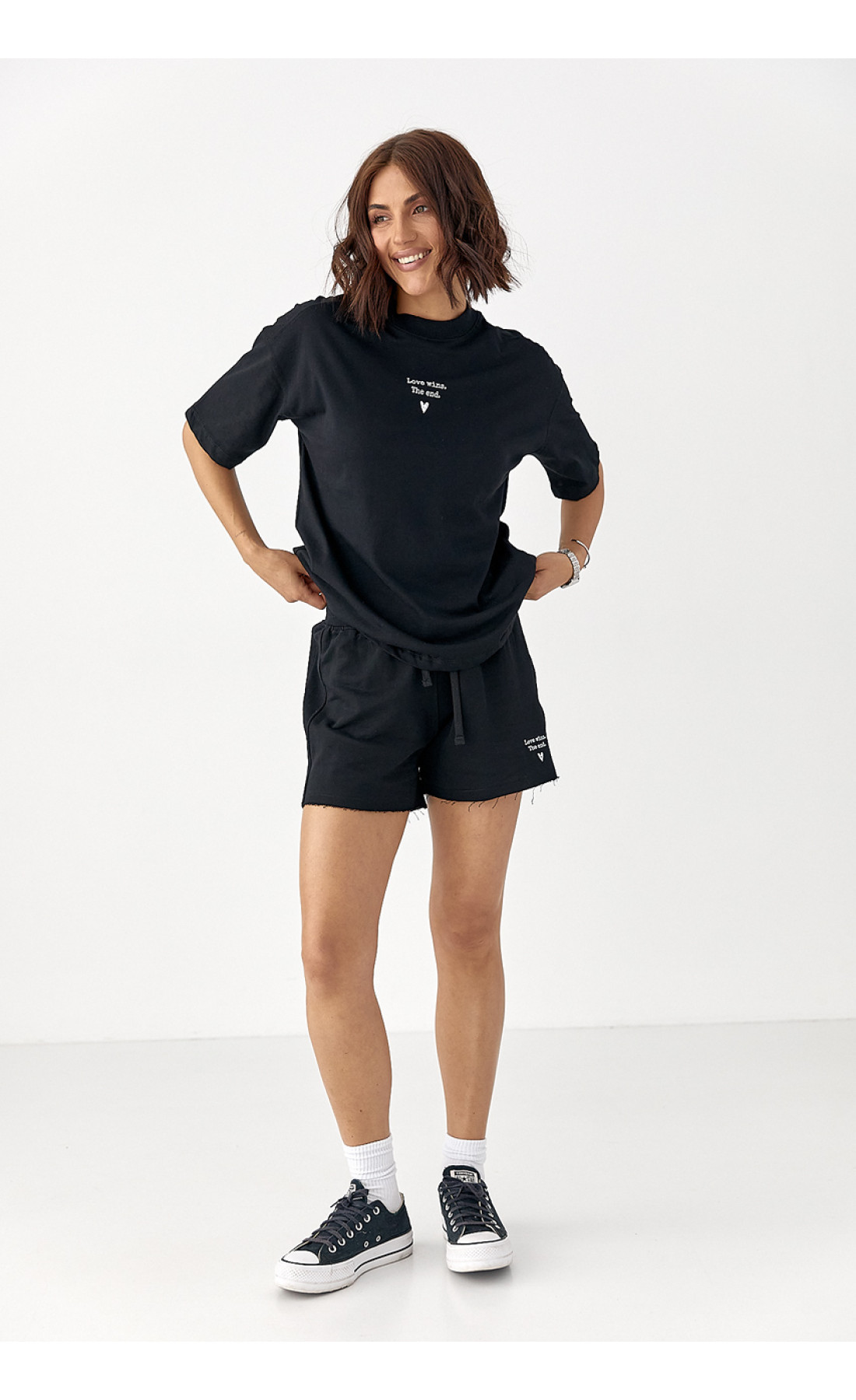 Літній спортивний костюм із шортами  чорний колір