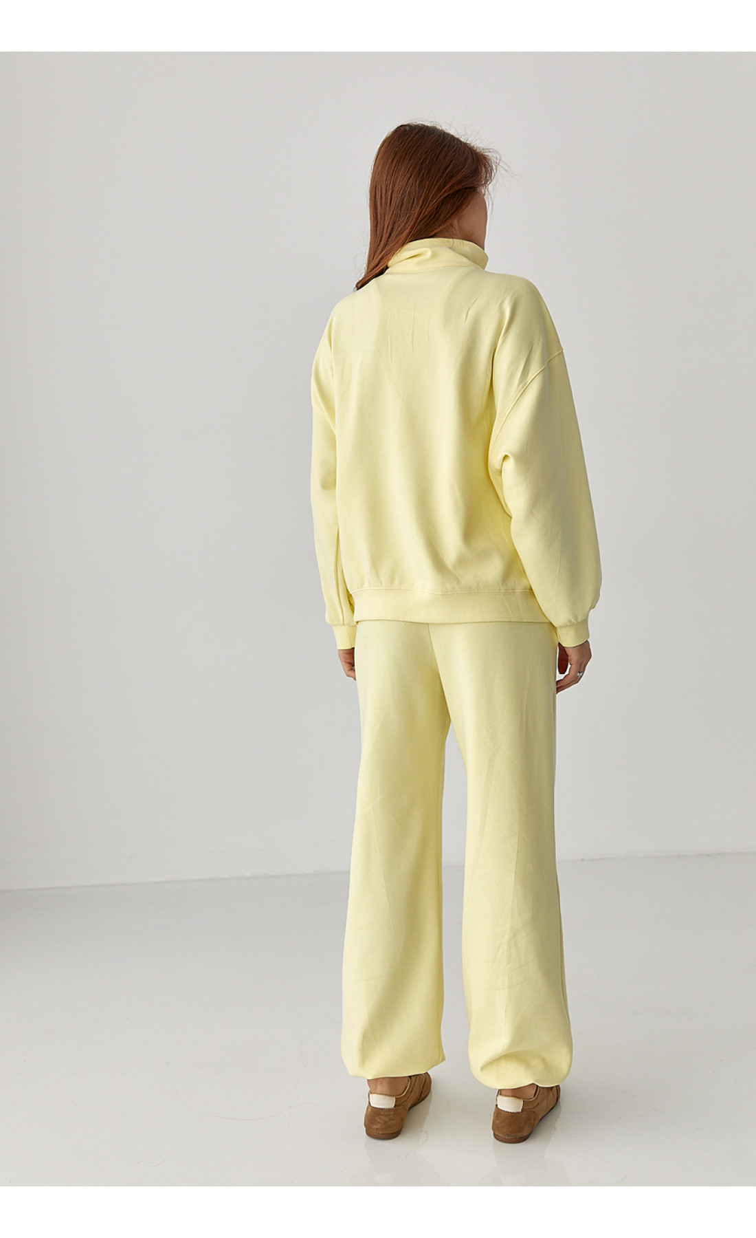 Вільний спортивний костюм зі світшотом на блискавці та прямими штанами  лимонний колір