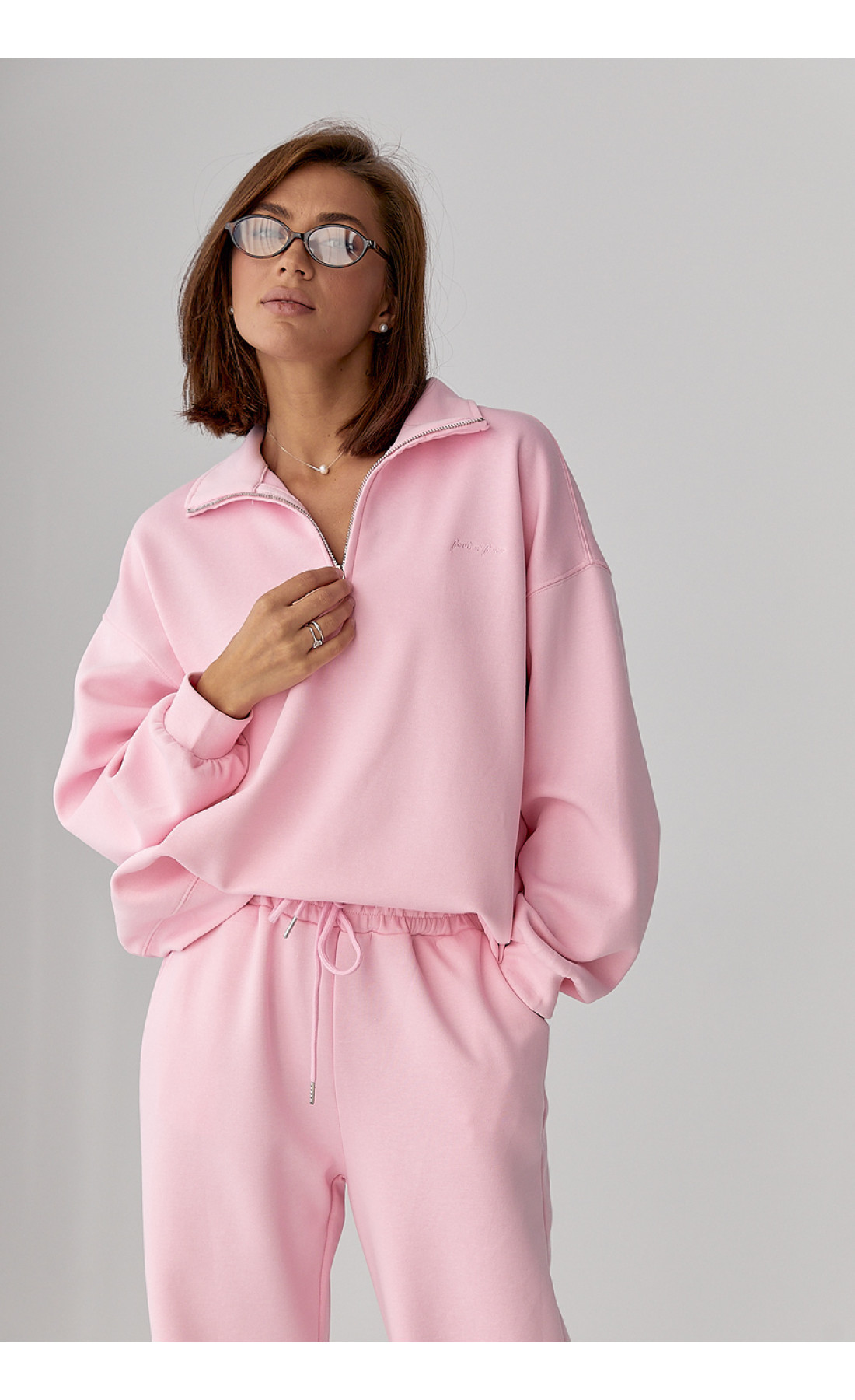 Однотонний спортивний костюм із написом  рожевий колір