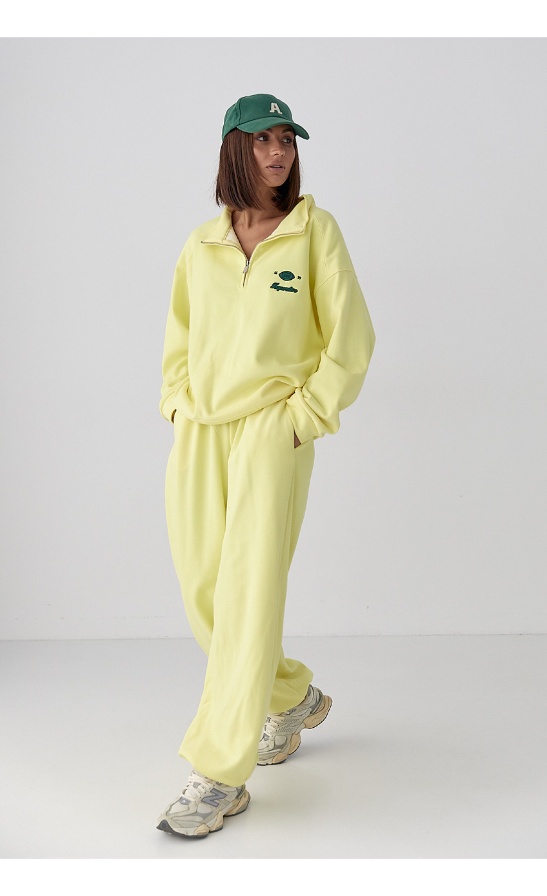 Спортивний теплий костюм з вільним світшотом і штанами  жовтий колір