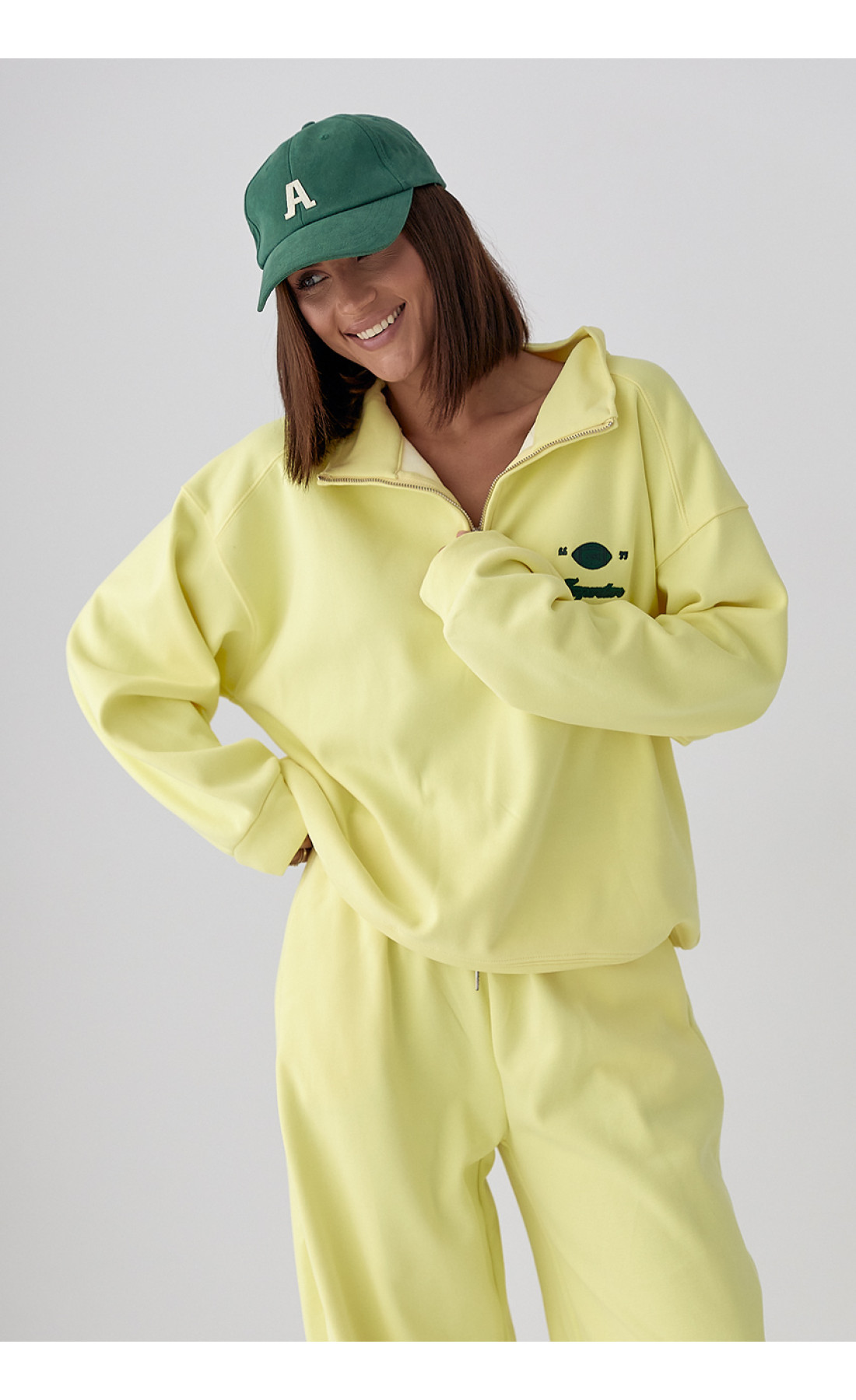 Спортивний теплий костюм з вільним світшотом і штанами  жовтий колір